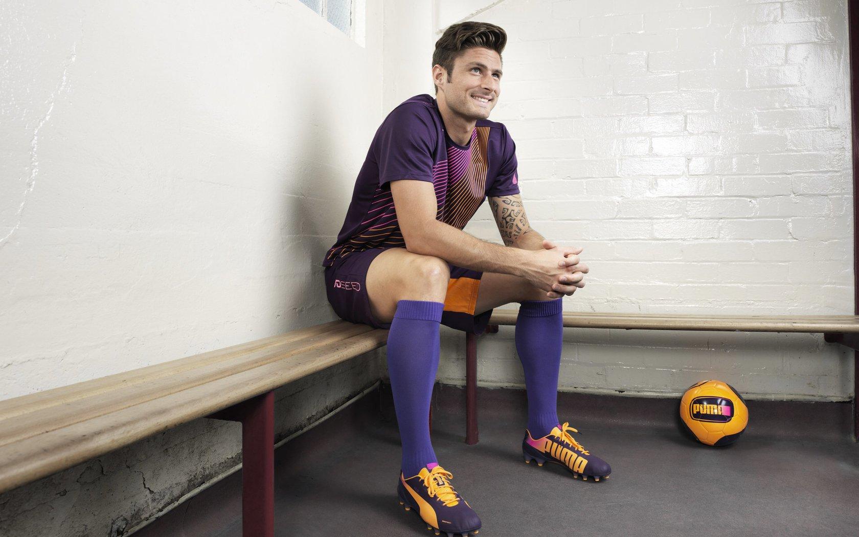 短跑新星闪耀全国锦标赛，破纪录夺冠引关注