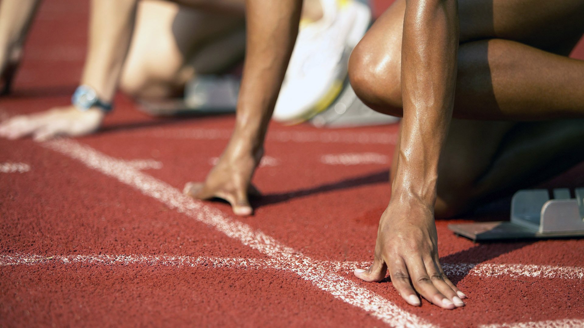 体育仲裁裁定引发争议，某国游泳队兴奋剂案被推翻